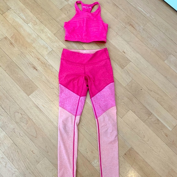 Outdoor voices bra / legging set